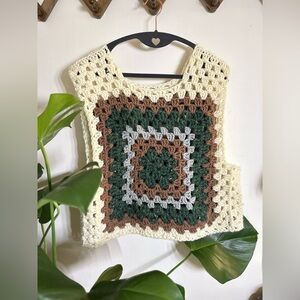 Earthy tones crochet granny square 70s top